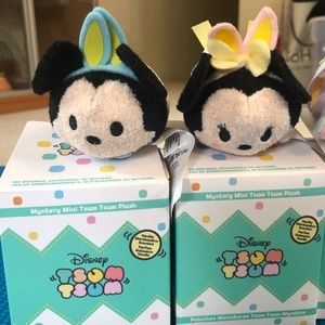 Authentic Disney Mystery Mini Tsum Tsum